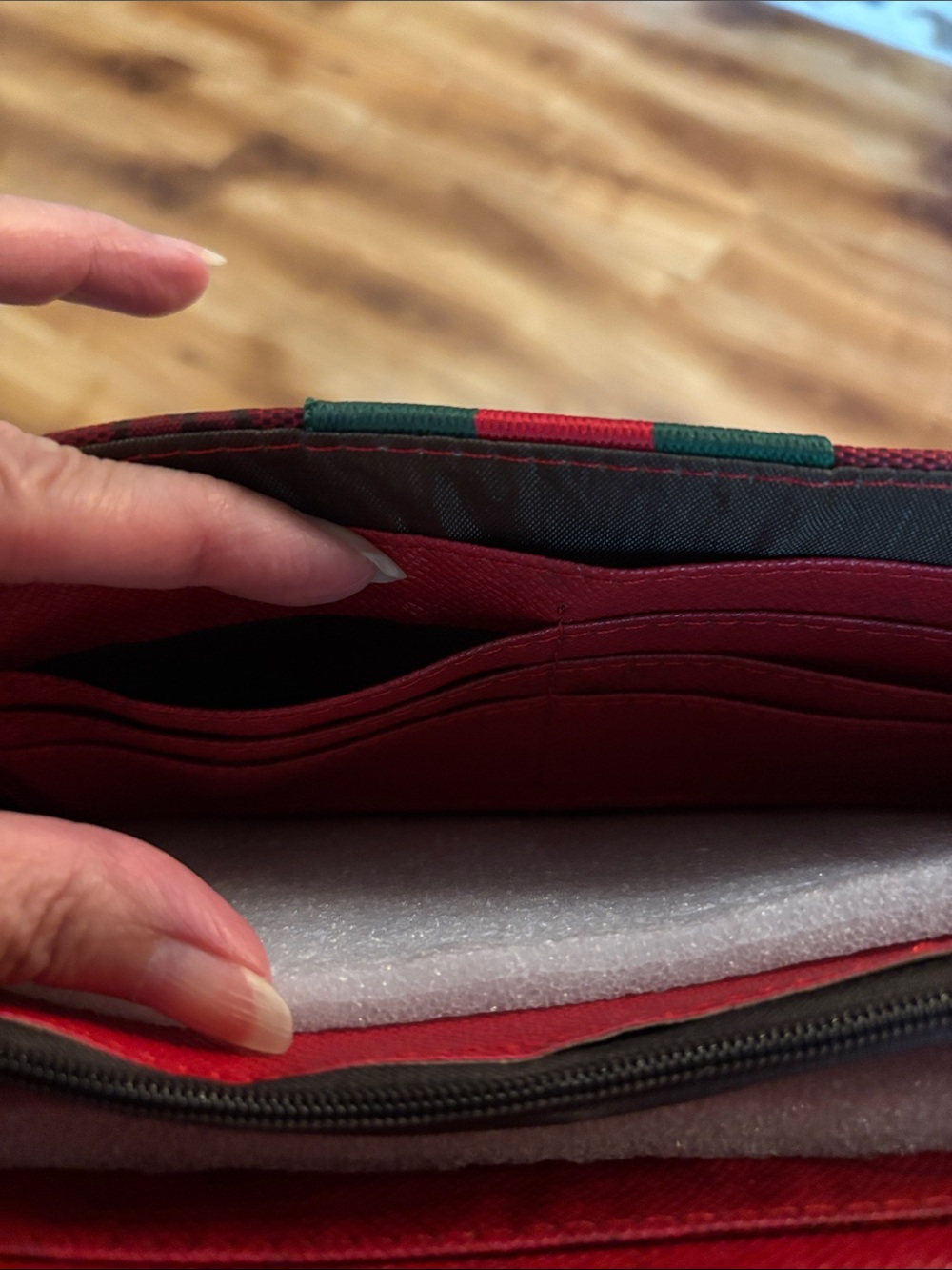 Gucci Crossbody red bag - Picture 9 of 10